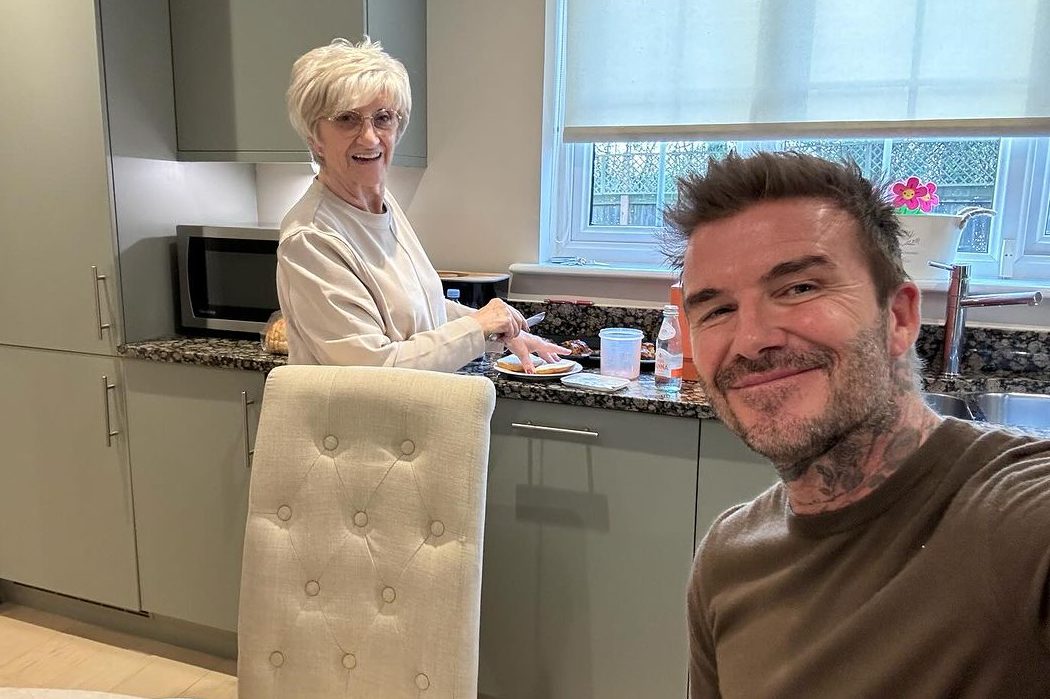 Fiul ideal: David Beckham a trecut la prânz cu mama lui