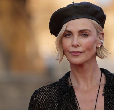 Charlize Theron își vinde vila sa de lux de la Hollywood pentru 4 milioane de dolari