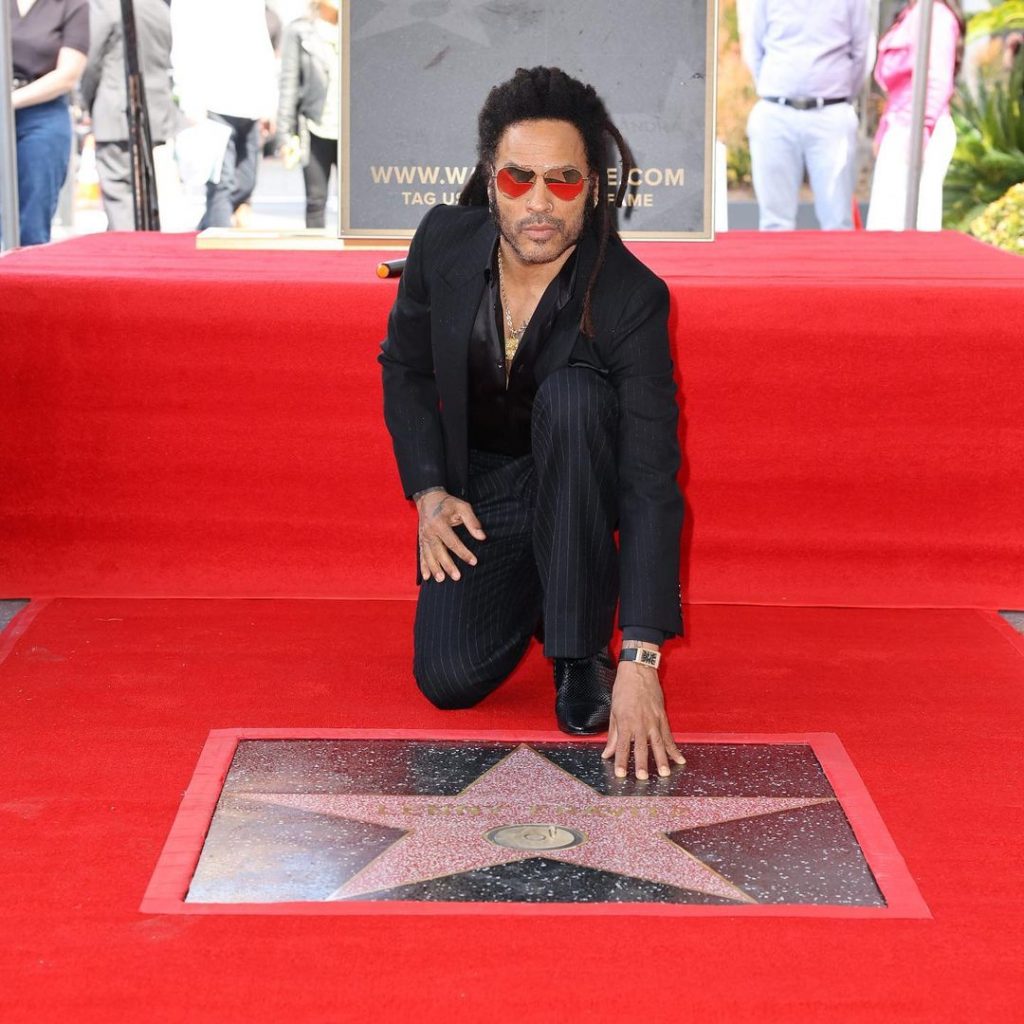 Lenny Kravitz a primit o stea pe Hollywood Walk of Fame