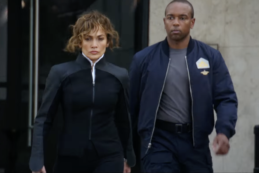 Jennifer Lopez salvează omenirea în trailerul filmului «Atlas»