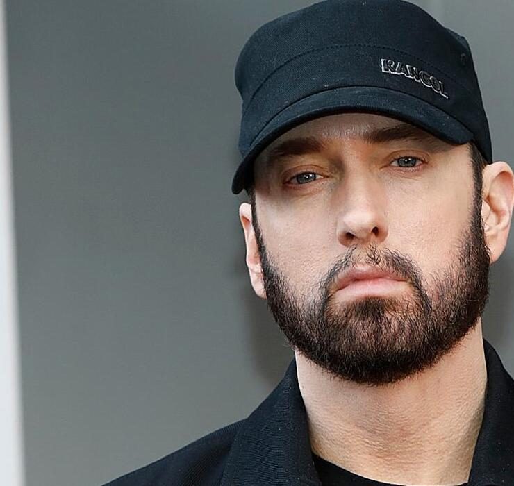 Eminem sărbătorește 16 ani de sobrietate