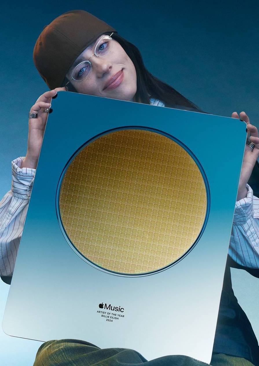 Billie Eilish a fost numită Artista Apple Music a Anului