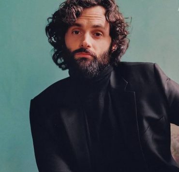 Vedeta serialului «You», Penn Badgley, va deveni tată pentru a doua oară