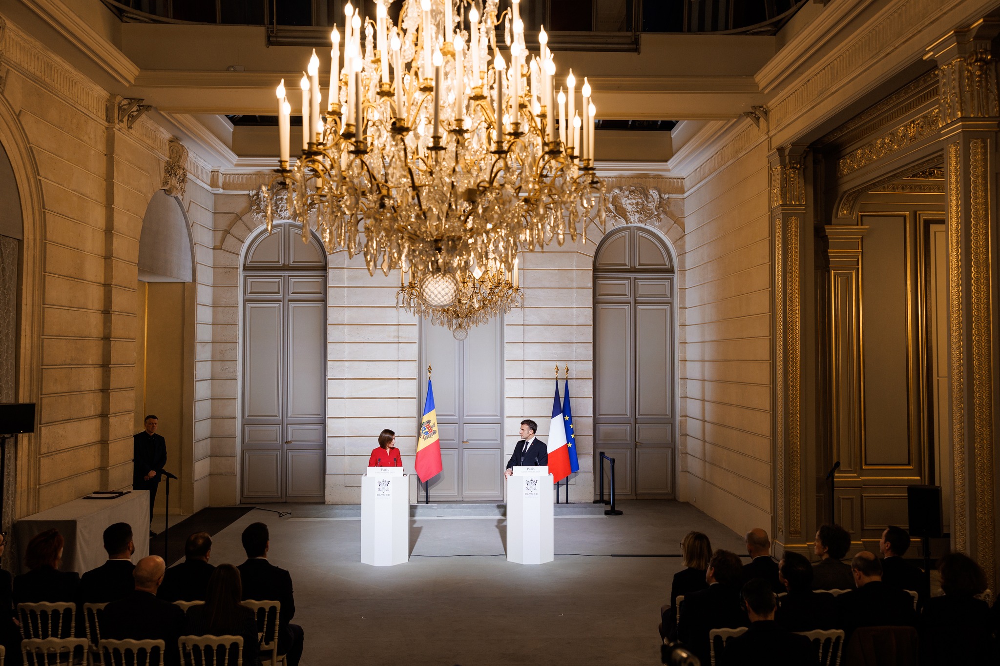 Maia Sandu s-a întâlnit cu Emmanuel Macron la Paris