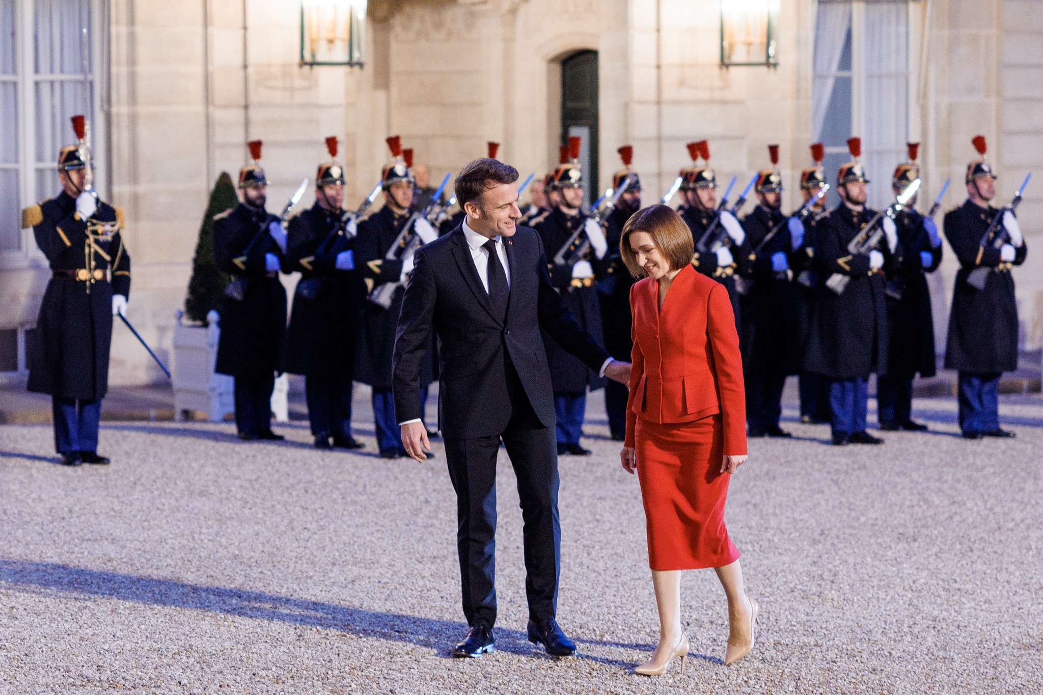 Maia Sandu s-a întâlnit cu Emmanuel Macron la Paris