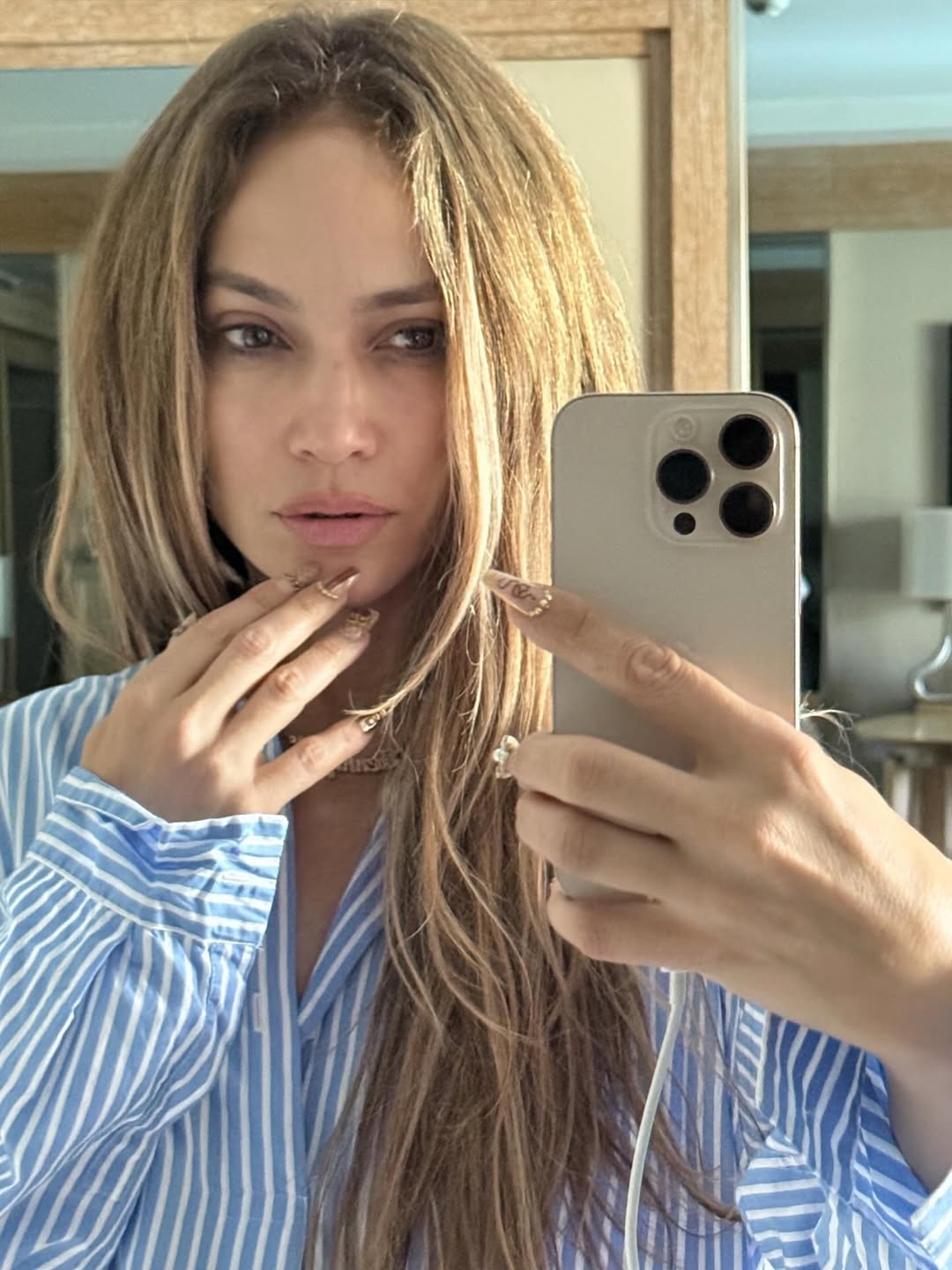 Jennifer Lopez a arătat unde și cu cine și-a sărbătorit cea de-a 56-a aniversare