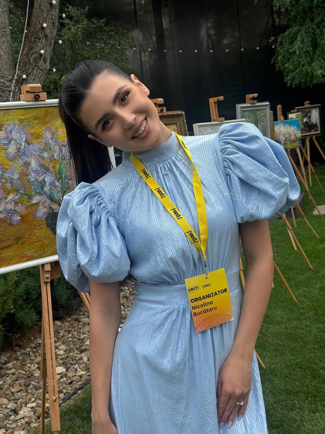 Блогер Николина Букатару огласила о помолвке