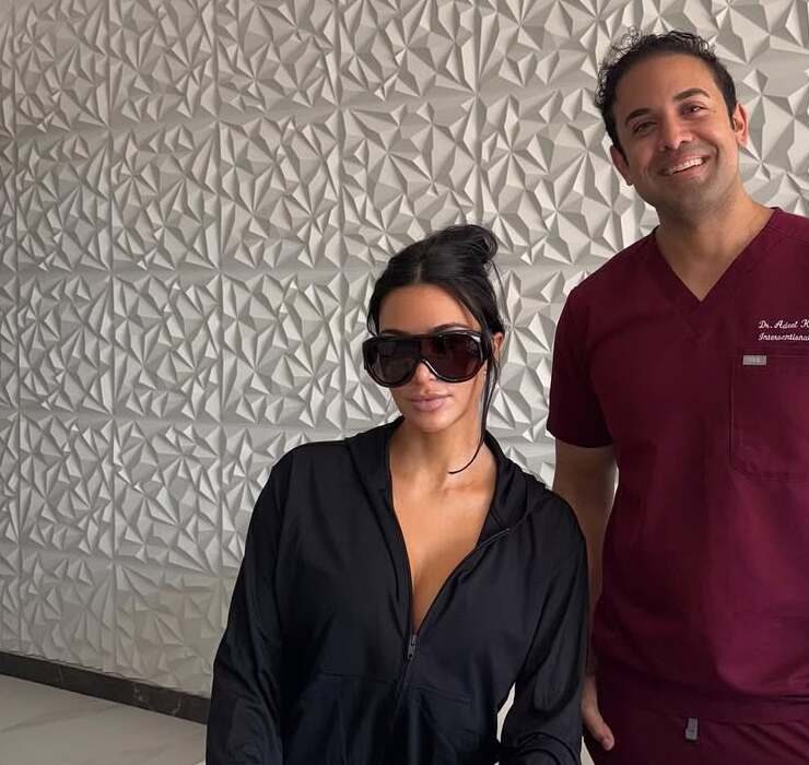 Kim Kardashian a declarat că s-a tratat în Mexic folosind practici interzise